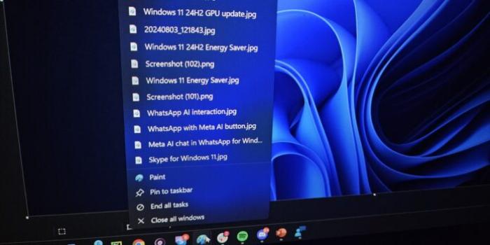 Windows 11 taskbar small button Windows 11 taskbar small button
